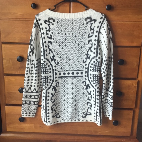 Patterned Cream & Black Sweater - Picture 2 of 4